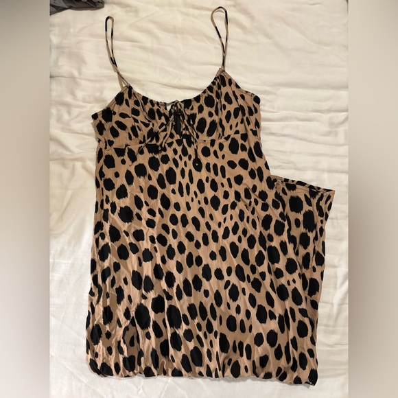 Motel Rocks Animal Print Midi Dress - Picture 1 of 4